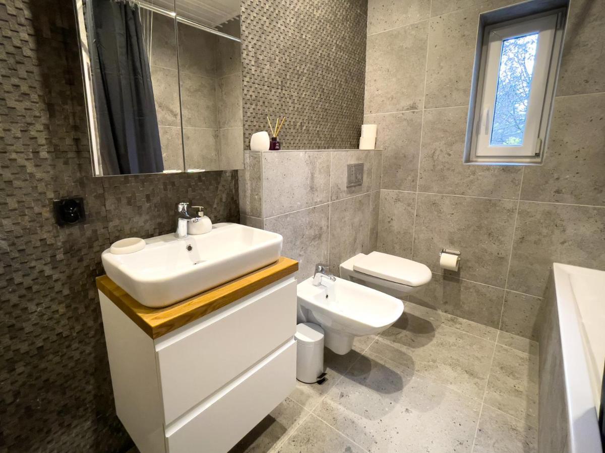 Urban Apartments Premium No 3, Free Private Parking, Self Check-In خوجوف المظهر الخارجي الصورة